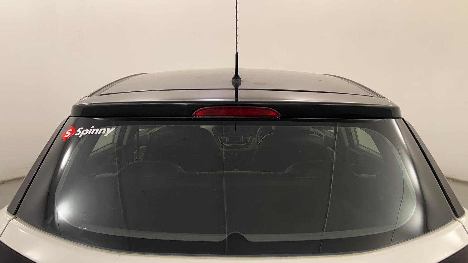 Used 2016 Hyundai Elite i20 Magna 1.2 Petrol Manual exterior BACK WINDSHIELD VIEW
