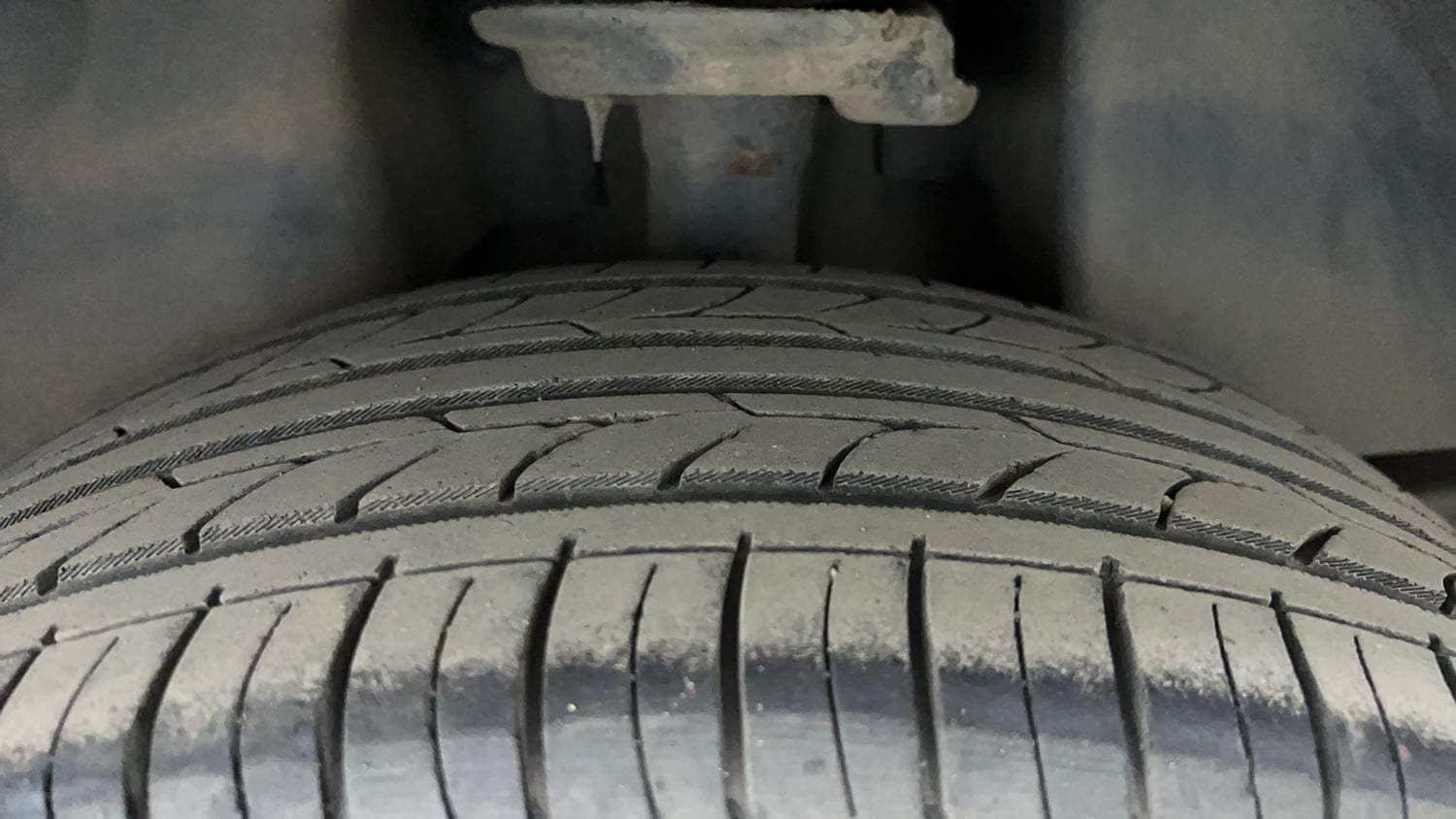 Used 2020 Jeep Compass Longitude (O) 2.0 Diesel Diesel Manual tyres LEFT REAR TYRE TREAD VIEW