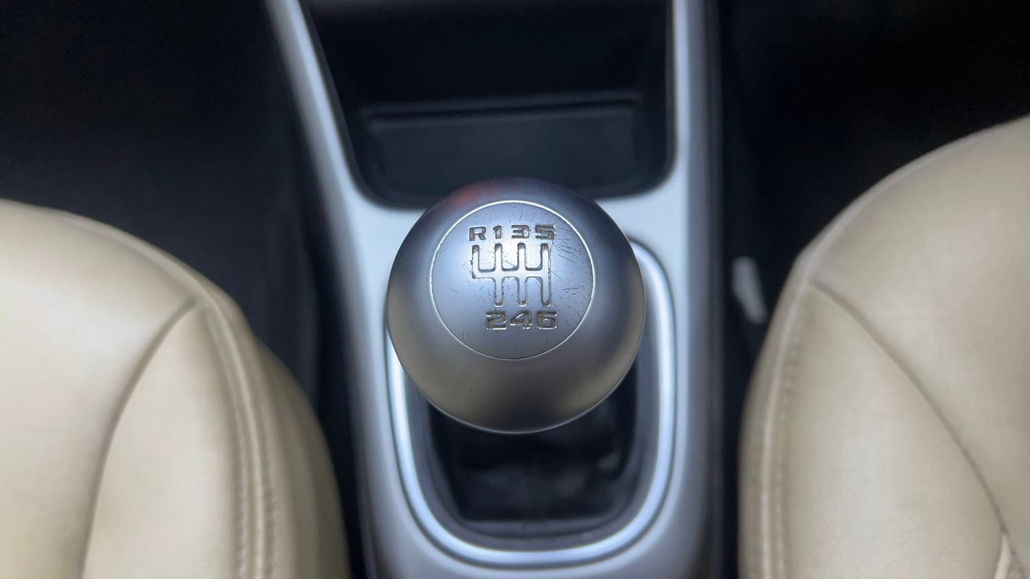 Used 2020 Jeep Compass Longitude (O) 2.0 Diesel Diesel Manual interior GEAR  KNOB VIEW