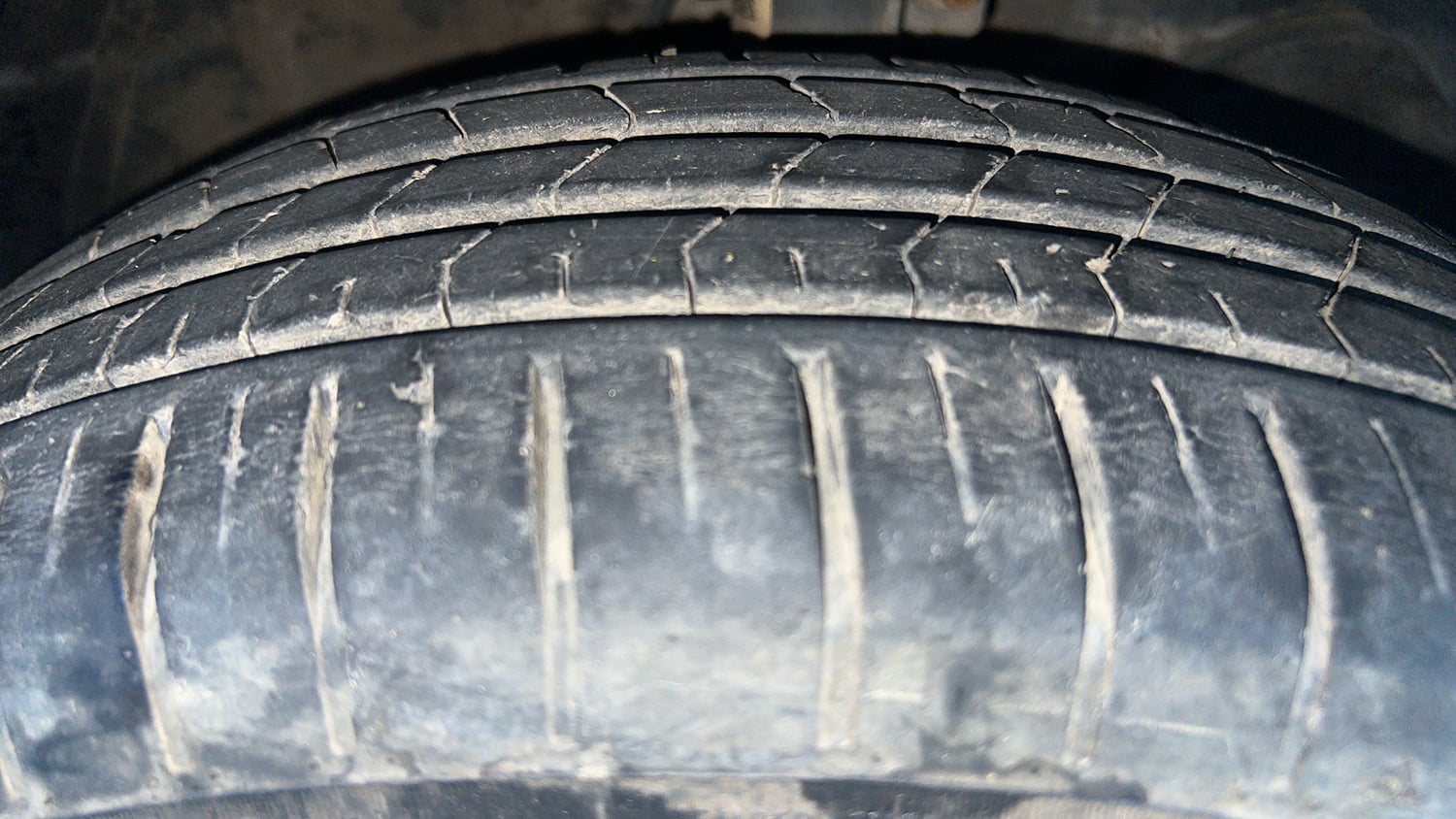 Used 2022 Maruti Suzuki Baleno Sigma MT Petrol Manual tyres RIGHT FRONT TYRE TREAD VIEW