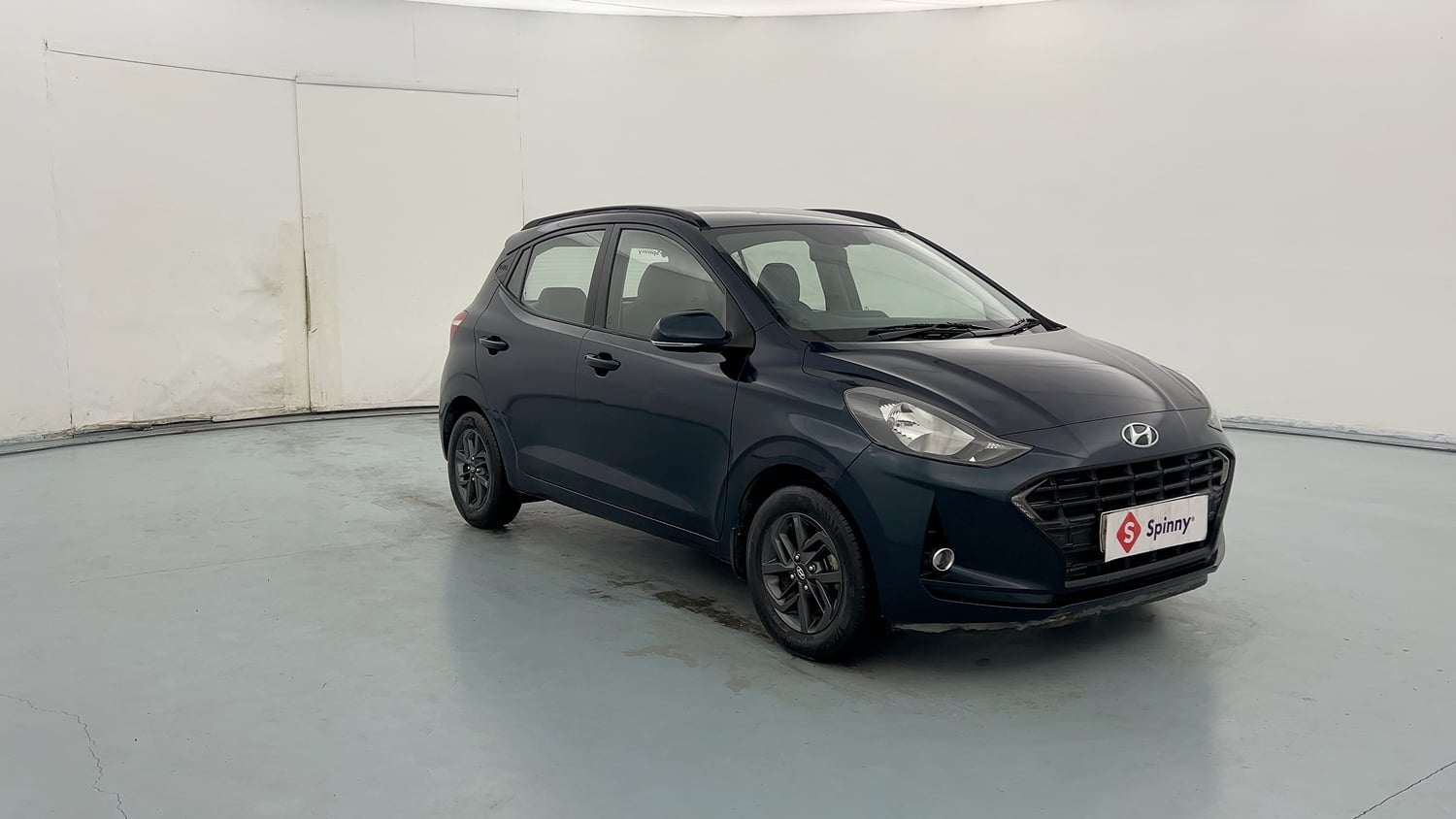 Used 2021 Hyundai Grand i10 Nios Sportz 1.2 Kappa VTVT Petrol Manual exterior RIGHT FRONT CORNER VIEW