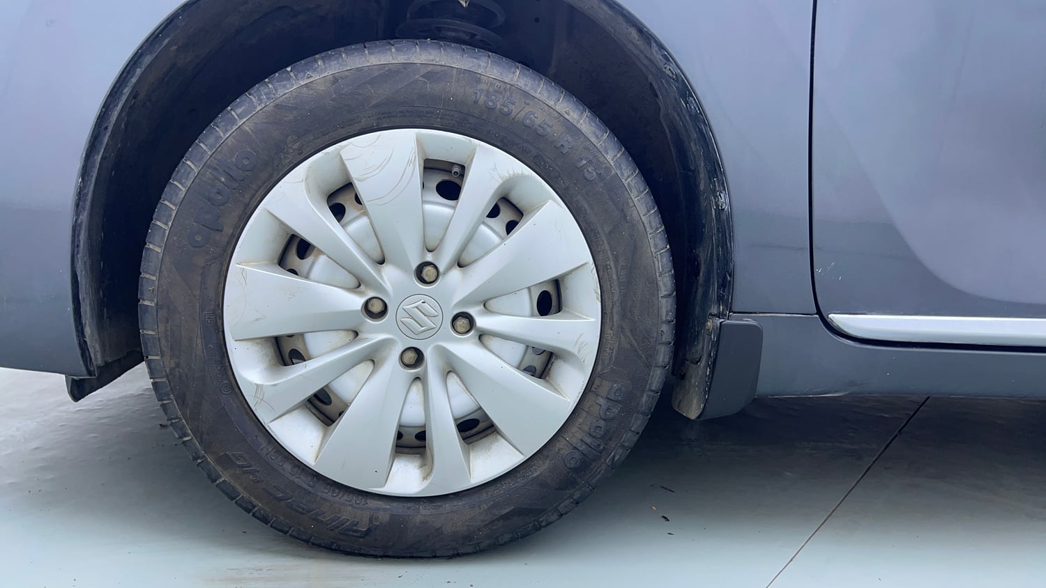 Used 2022 Maruti Suzuki Baleno Sigma MT Petrol Manual tyres LEFT FRONT TYRE RIM VIEW