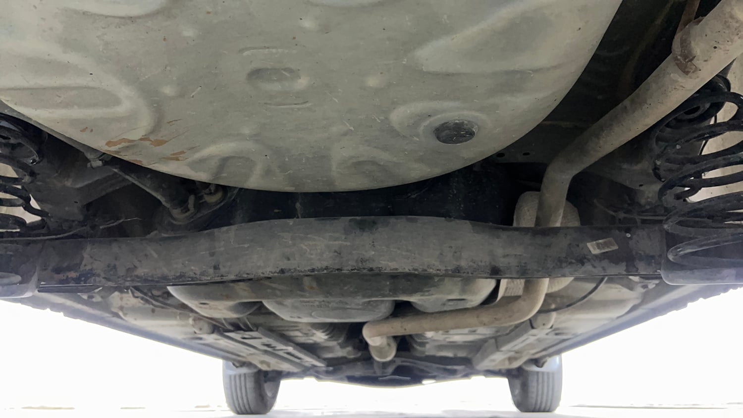 Used 2017 Toyota Etios Liva GXD Diesel Manual extra REAR UNDERBODY VIEW (TAKEN FROM REAR)