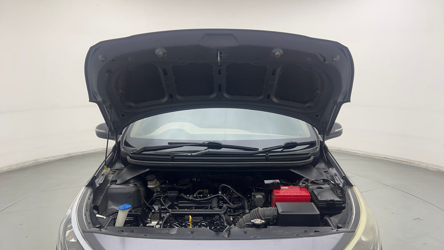 Used 2019 Hyundai Elite i20 Sportz Plus 1.2 Petrol Manual engine ENGINE & BONNET OPEN FRONT VIEW