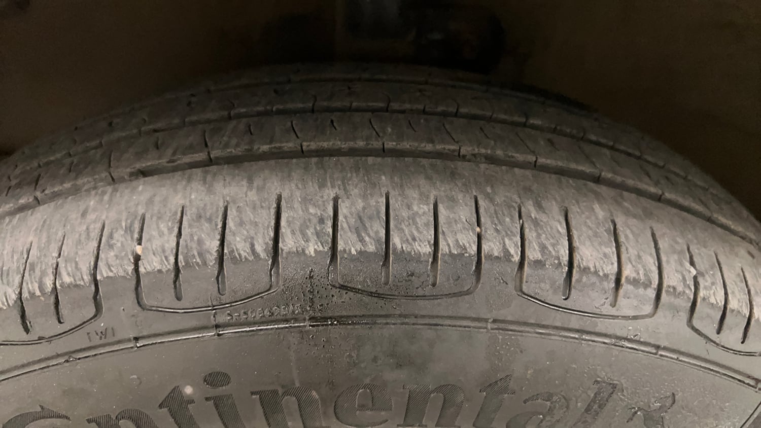 Used 2013 Maruti Suzuki A-Star VXI Petrol Manual tyres LEFT FRONT TYRE TREAD VIEW