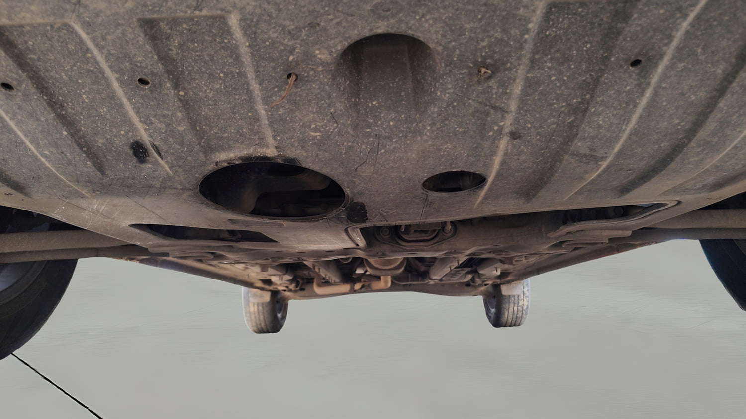 Used 2023 Hyundai Creta S Plus 1.5 Petrol Knight Petrol Manual extra FRONT LEFT UNDERBODY VIEW