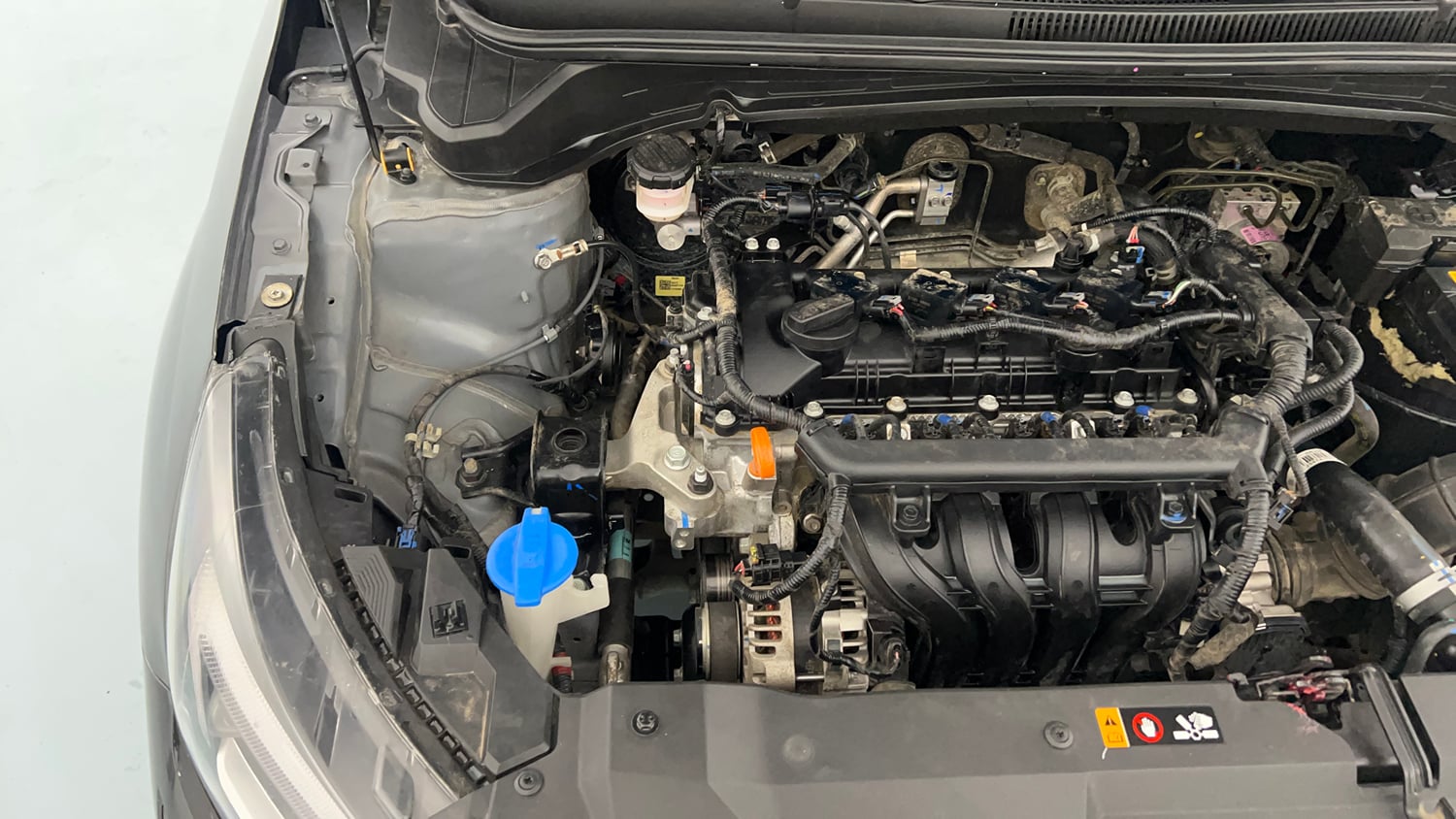 Used 2024 Hyundai New i20 Asta 1.2 MT Petrol Manual engine ENGINE RIGHT SIDE VIEW