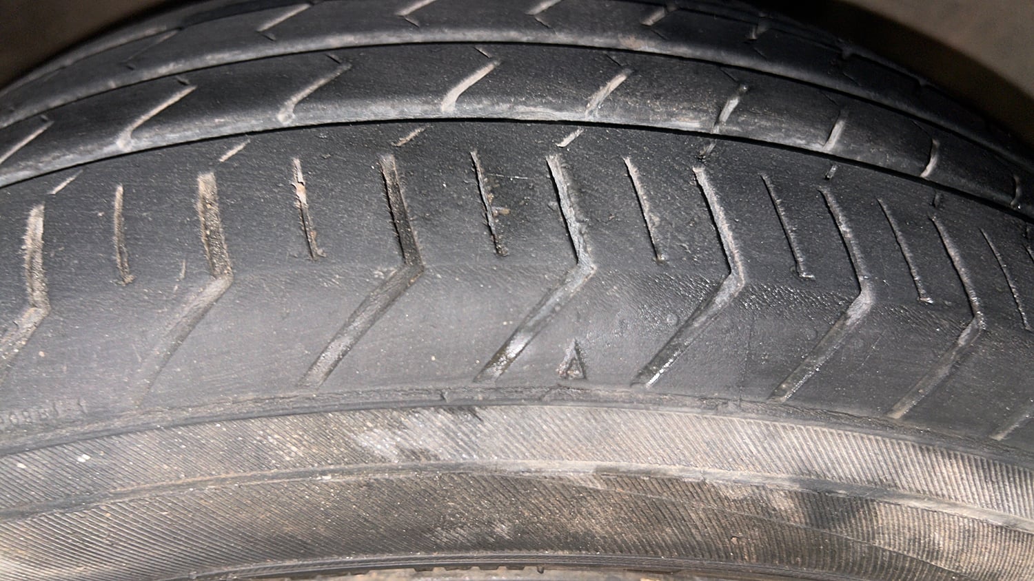 Used 2022 Maruti Suzuki Celerio ZXi Plus Petrol Manual tyres RIGHT FRONT TYRE TREAD VIEW