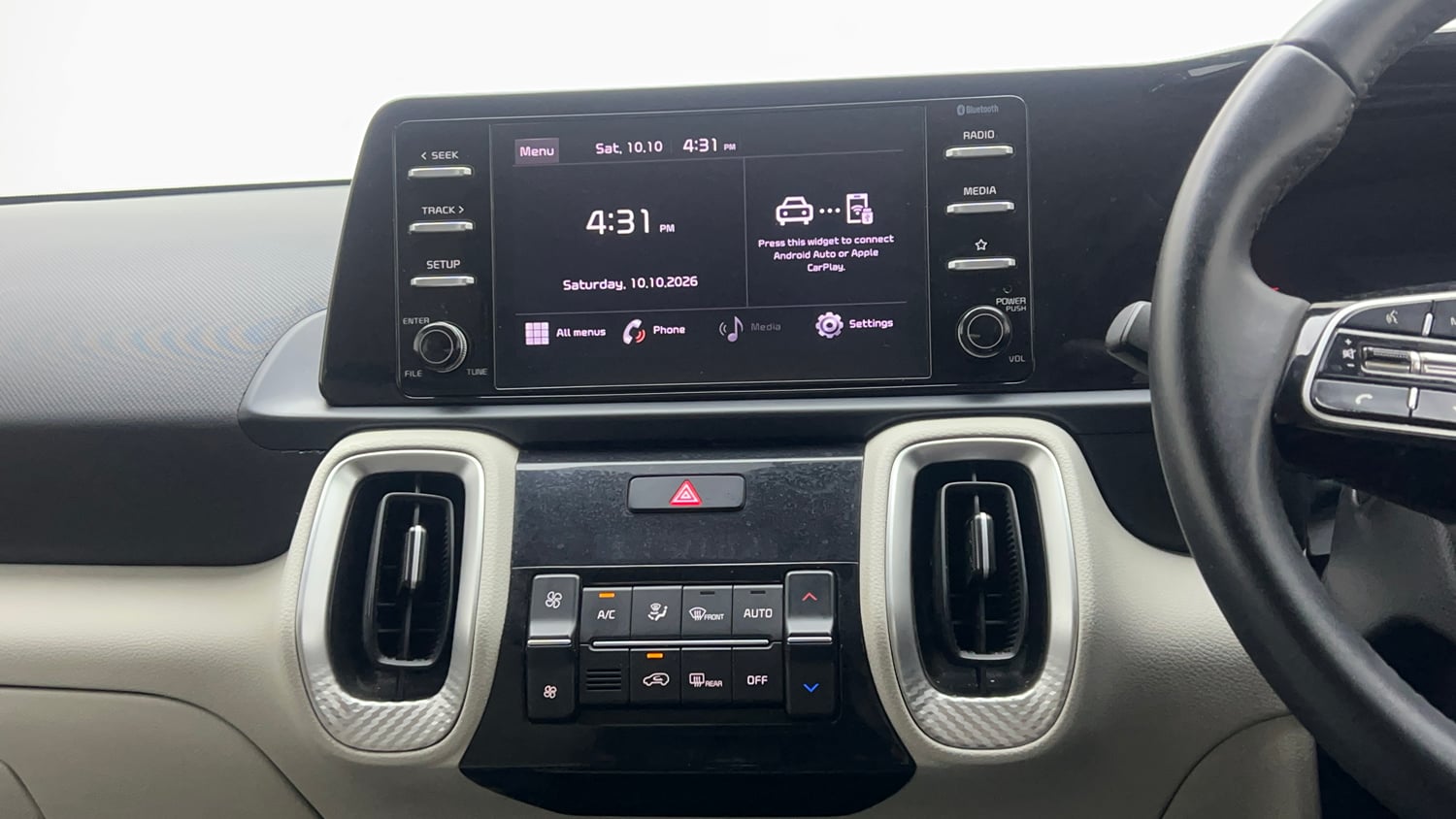 Used 2023 Kia Sonet HTX 1.5 Diesel Manual interior MUSIC SYSTEM & AC CONTROL VIEW