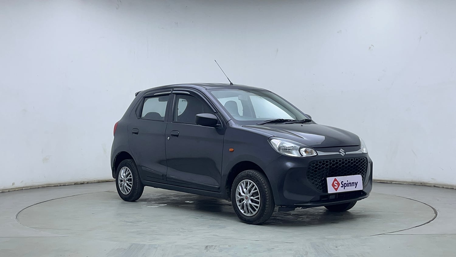 Used 2024 Maruti Suzuki Alto K10 VXi Plus Petrol Manual exterior RIGHT FRONT CORNER VIEW