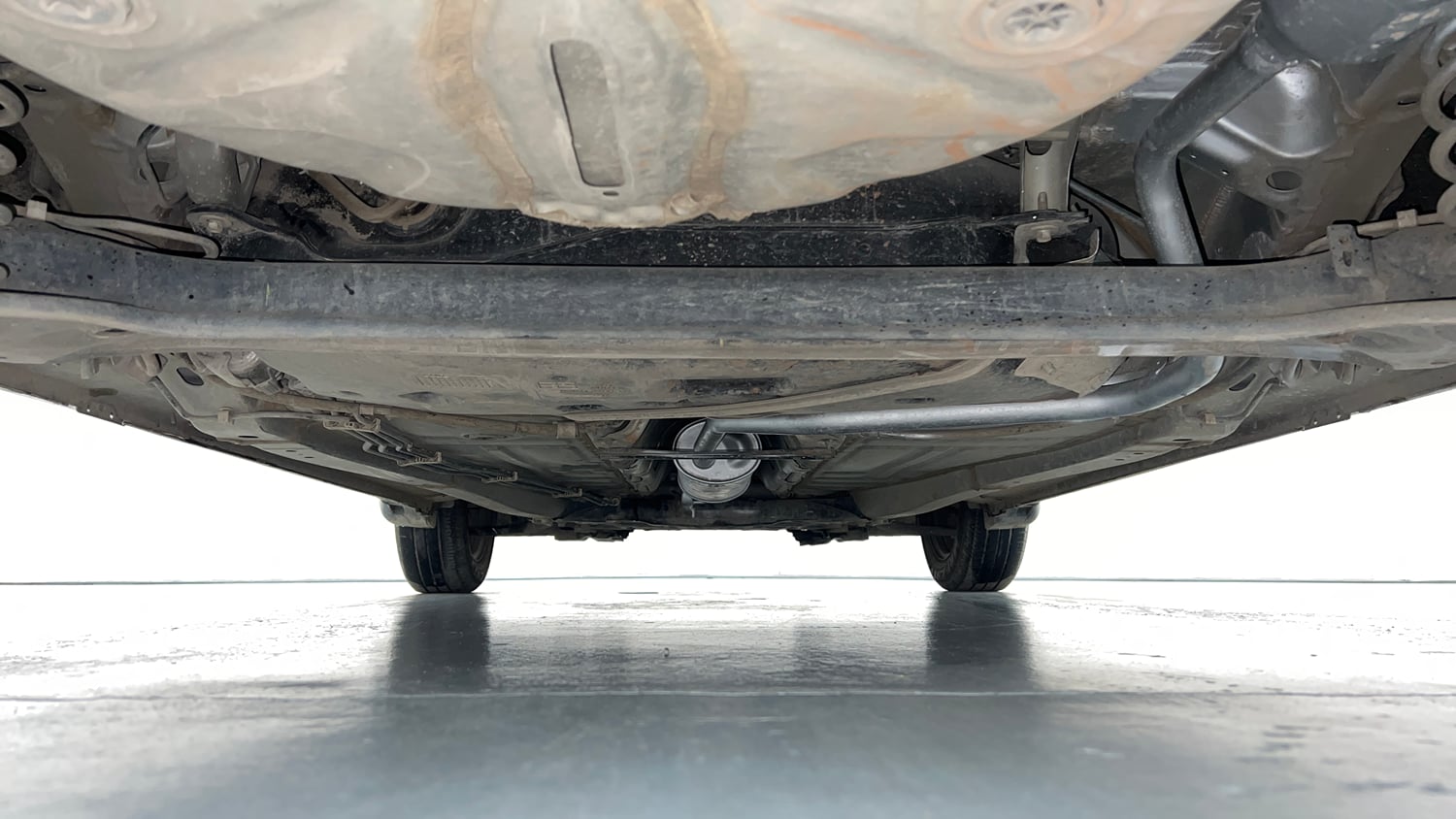 Used 2021 Maruti Suzuki Baleno Delta Petrol Manual extra REAR UNDERBODY VIEW (TAKEN FROM REAR)