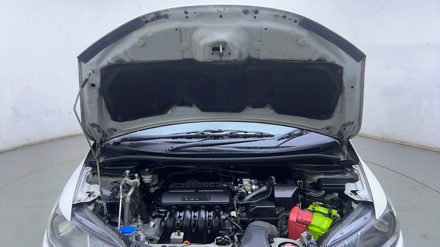 Used 2018 Honda Jazz VX CVT Petrol Petrol Automatic engine ENGINE & BONNET OPEN FRONT VIEW