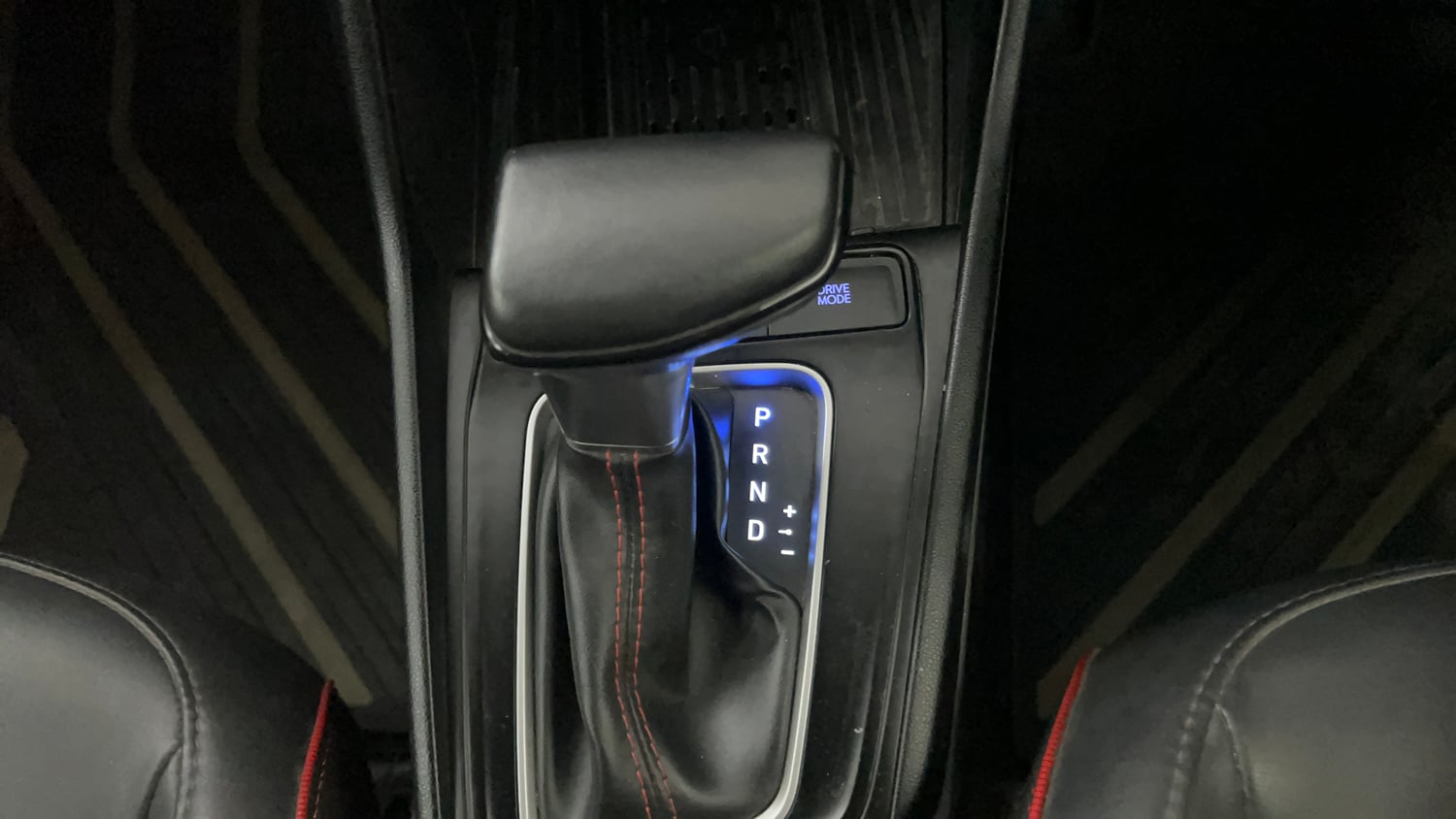 Used 2023 Hyundai Verna SX (O) 1.5 Turbo Petrol DCT Petrol Automatic interior GEAR  KNOB VIEW