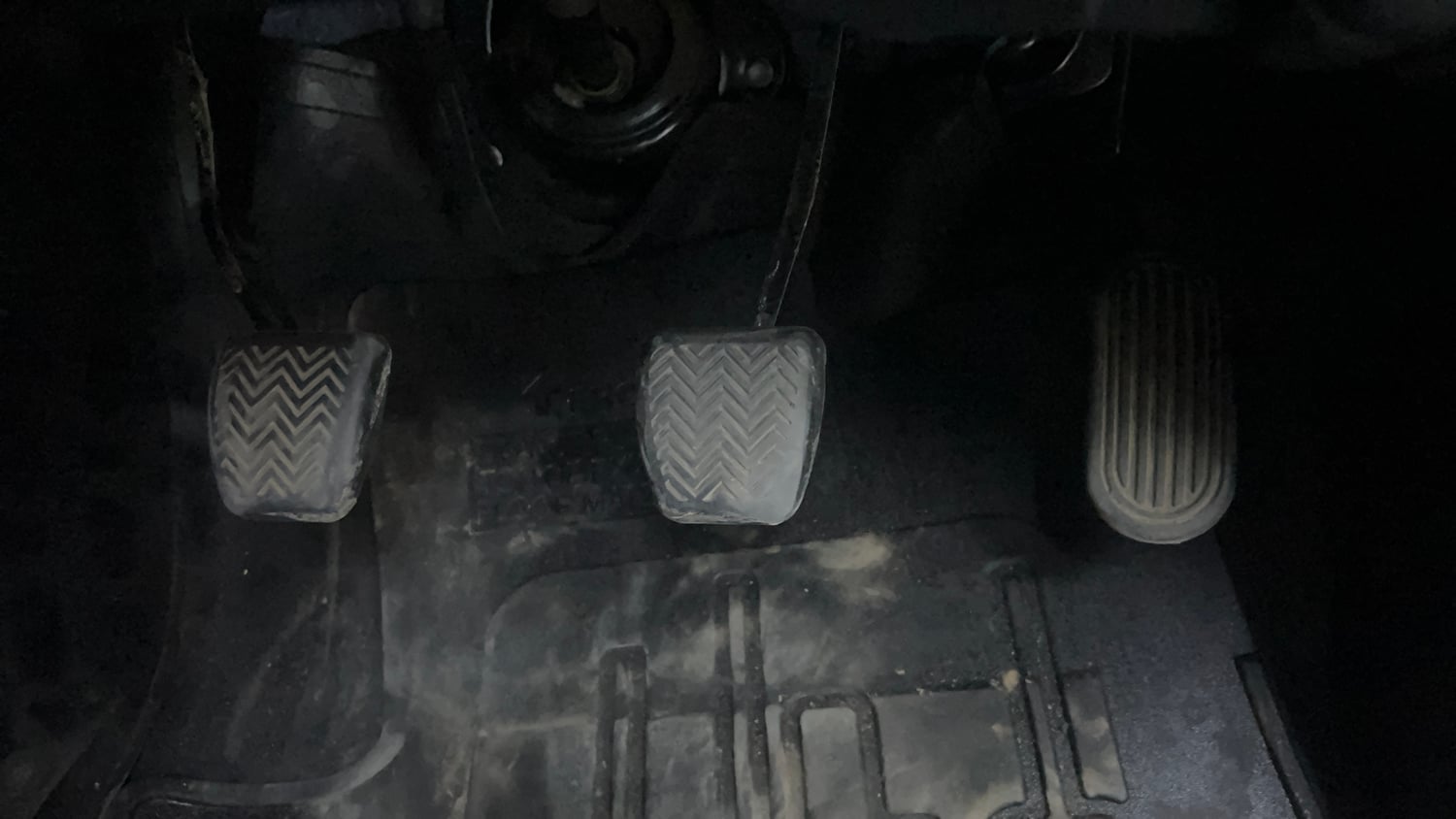 Used 2016 Toyota Innova Crysta 2.4 G 7 STR Diesel Manual interior PEDALS VIEW