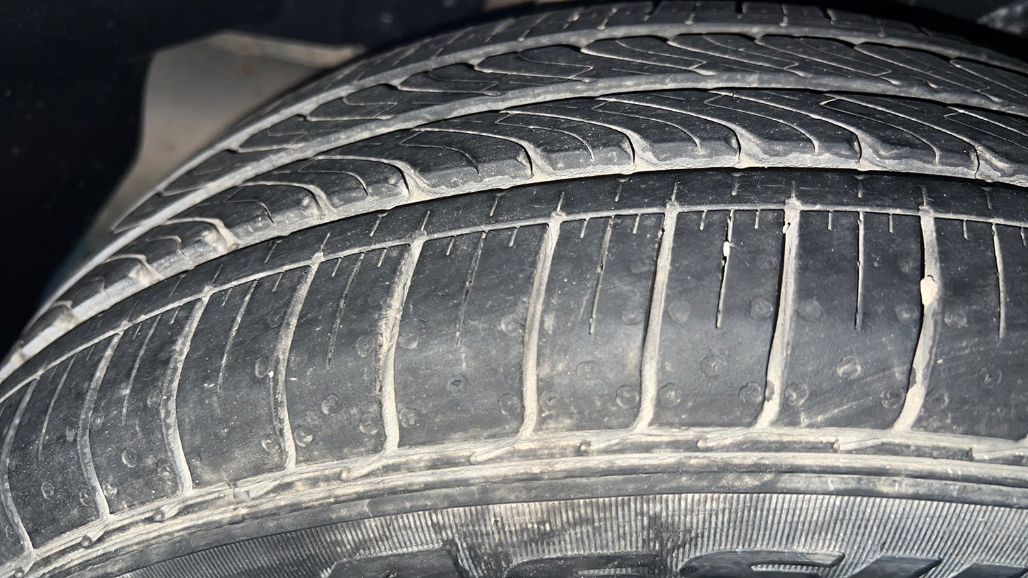Used 2022 Maruti Suzuki Ciaz Delta 1.5 Petrol Manual tyres RIGHT REAR TYRE TREAD VIEW