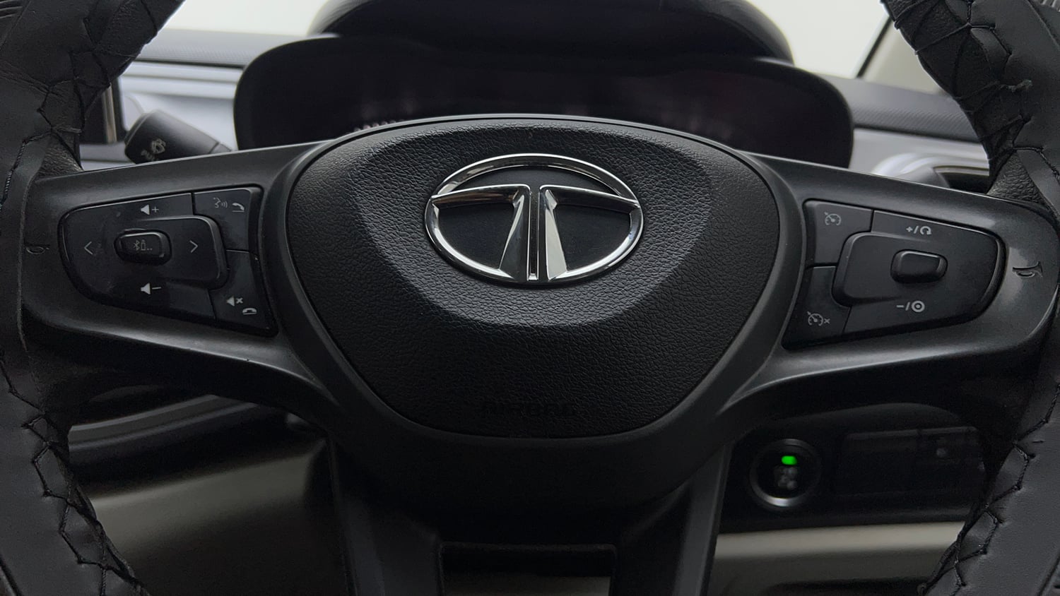 Used 2021 Tata Altroz XT Petrol Petrol Manual top_features Cruise control