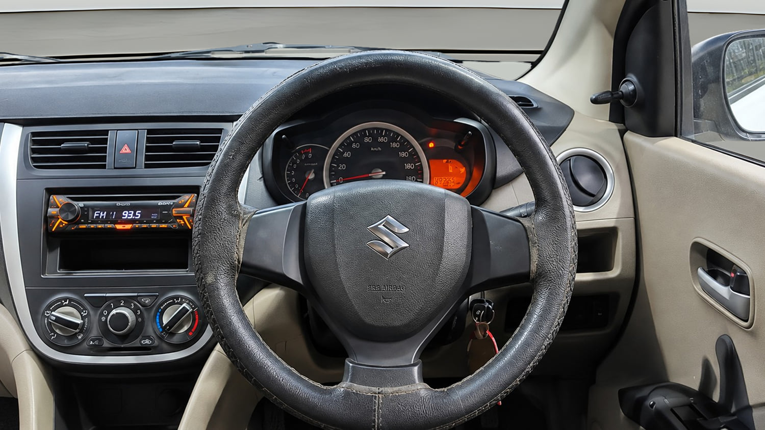 Used 2015 Maruti Suzuki Celerio VXi AMT Petrol Automatic interior STEERING VIEW