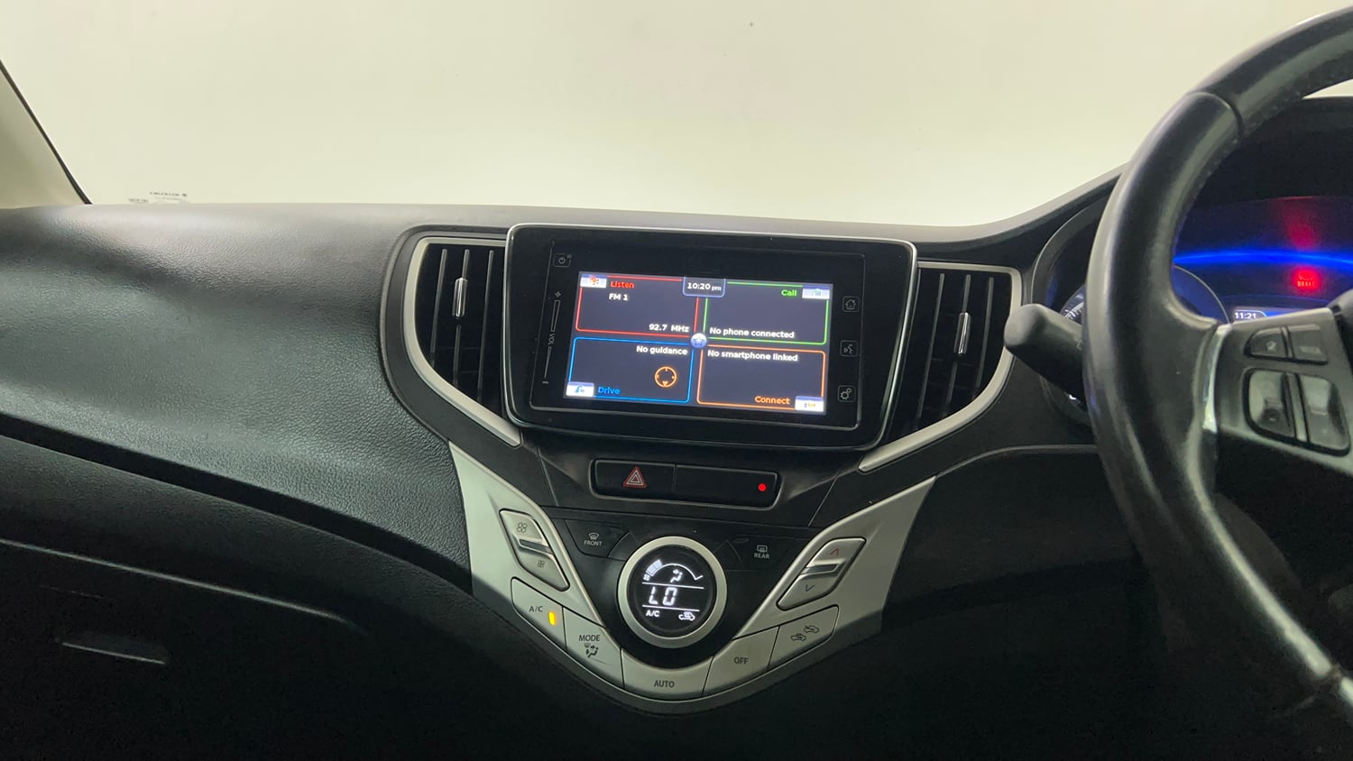 Used 2016 Maruti Suzuki Baleno Alpha 1.2 Petrol Manual interior MUSIC SYSTEM & AC CONTROL VIEW