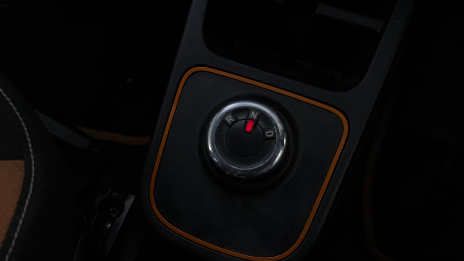 Used 2020 Renault Kwid CLIMBER 1.0 AMT Opt Petrol Automatic interior GEAR  KNOB VIEW