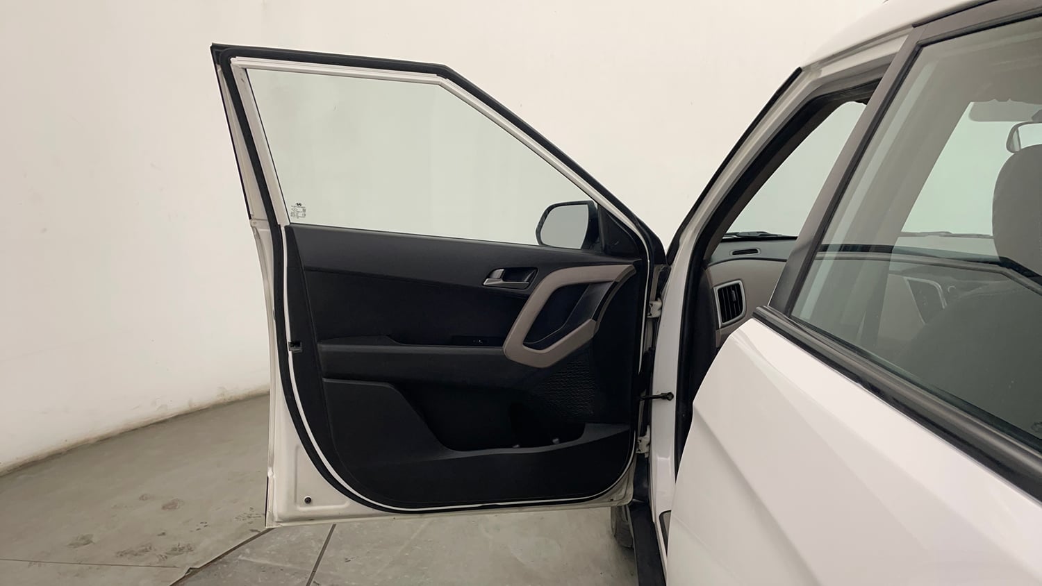 Used 2017 Hyundai Creta 1.6 SX Plus AT Petrol Petrol Automatic interior LEFT FRONT DOOR OPEN VIEW