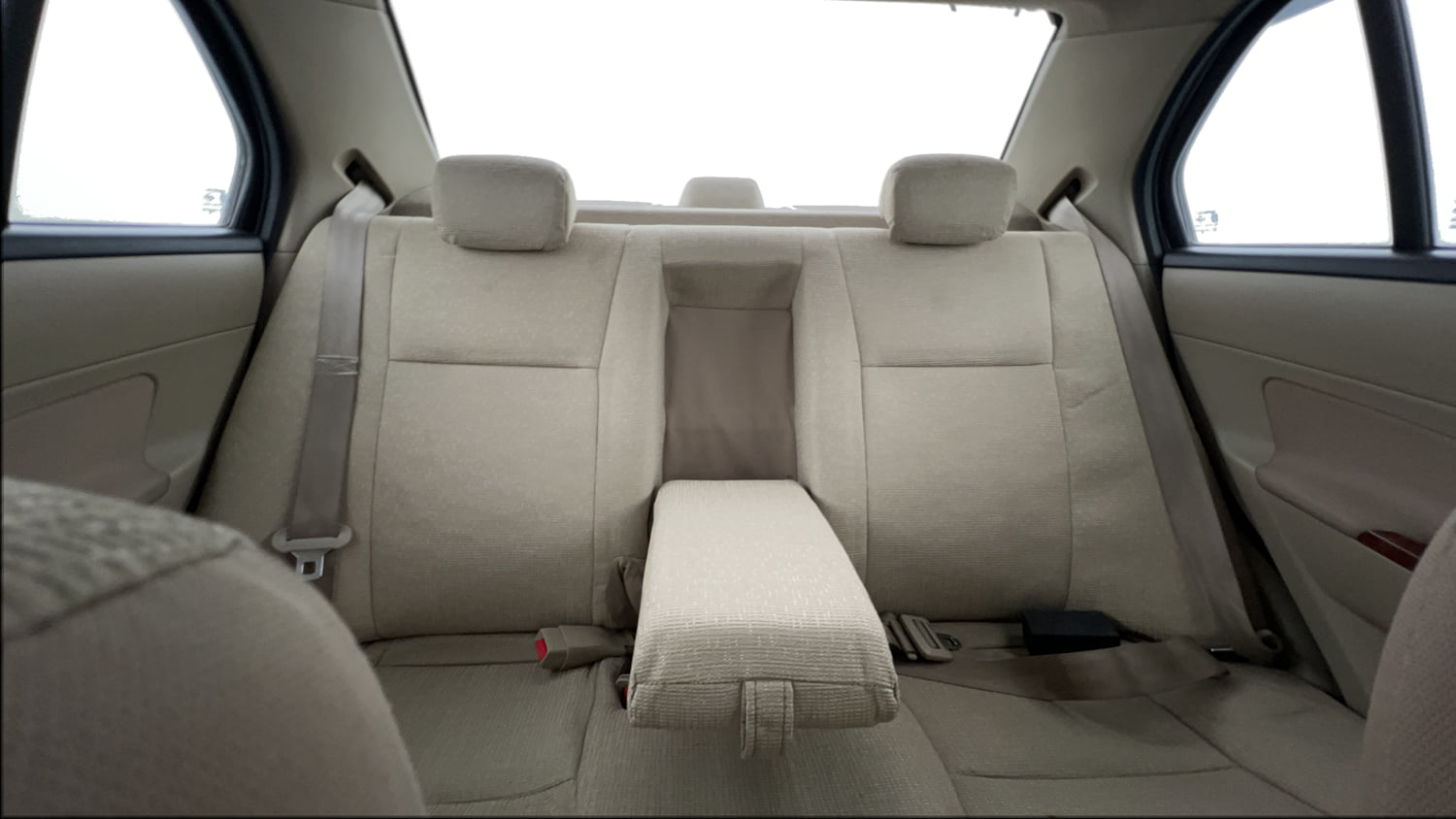 Used 2016 Maruti Suzuki Swift Dzire VDI Diesel Manual interior REAR SEAT CONDITION VIEW