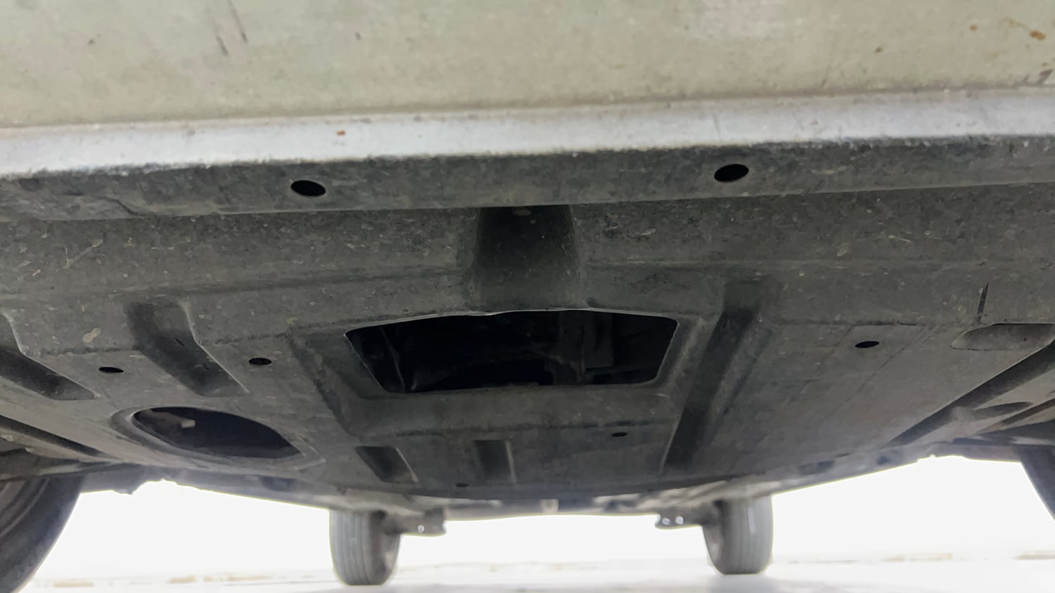 Used 2017 Toyota Etios Liva GXD Diesel Manual extra FRONT LEFT UNDERBODY VIEW