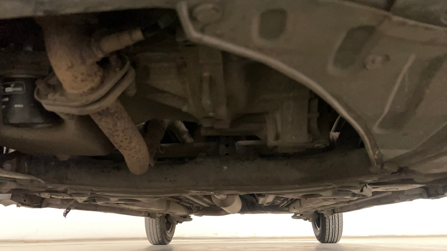 Used 2012 Maruti Suzuki Swift VXi Petrol Manual extra FRONT LEFT UNDERBODY VIEW