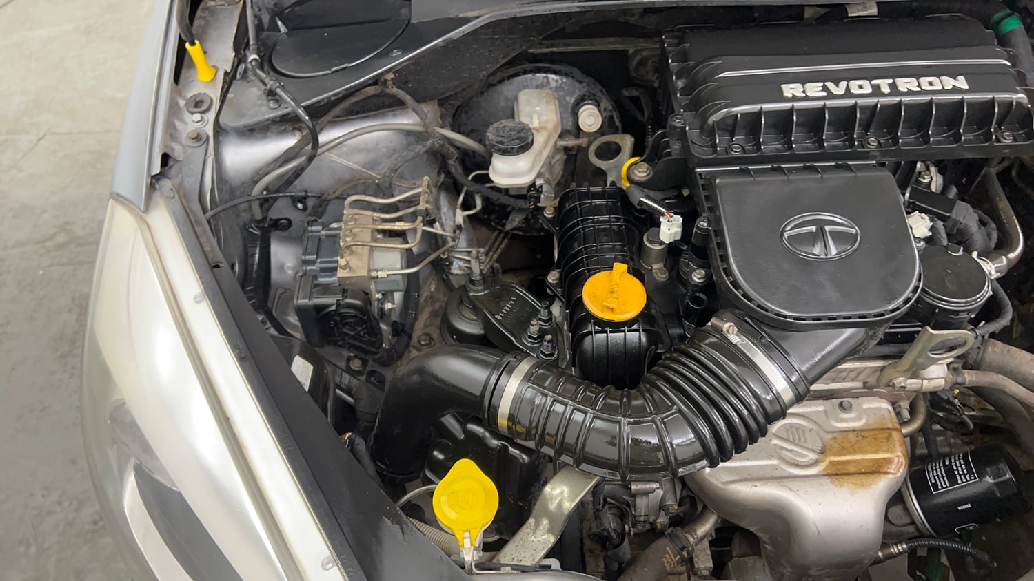 Used 2018 Tata Tiago Revotron XZ Petrol Manual engine ENGINE RIGHT SIDE VIEW