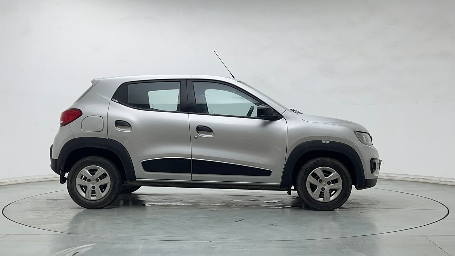 Used 2019 Renault Kwid RXL Petrol Manual exterior RIGHT SIDE VIEW