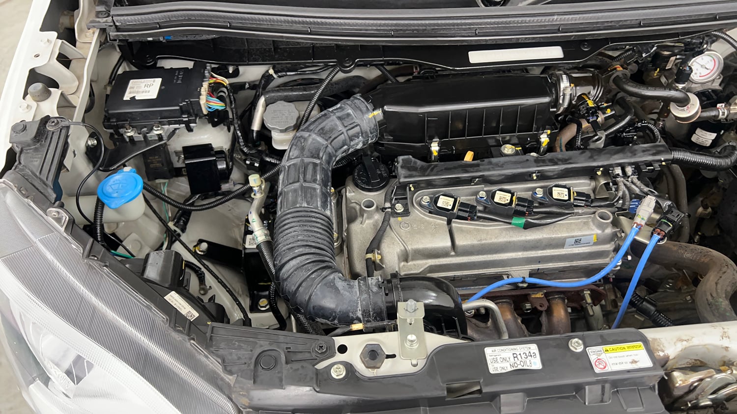 Used 2021 Maruti Suzuki Wagon R LXi 1.0 CNG Cng Manual engine ENGINE RIGHT SIDE VIEW