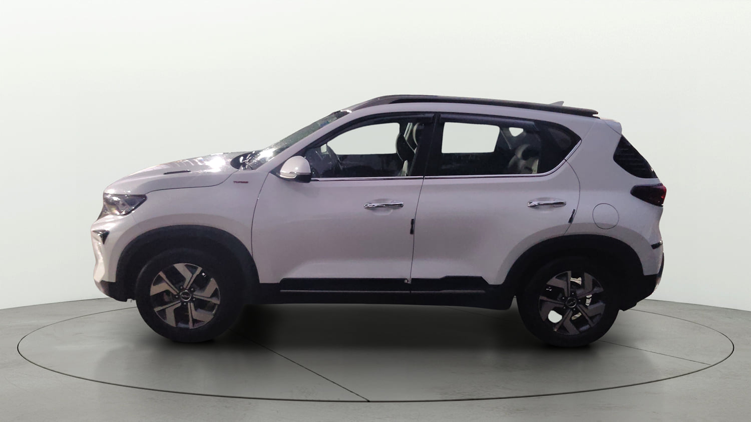 Used 2023 Kia Sonet HTX 1.0 iMT Petrol Manual exterior LEFT SIDE VIEW