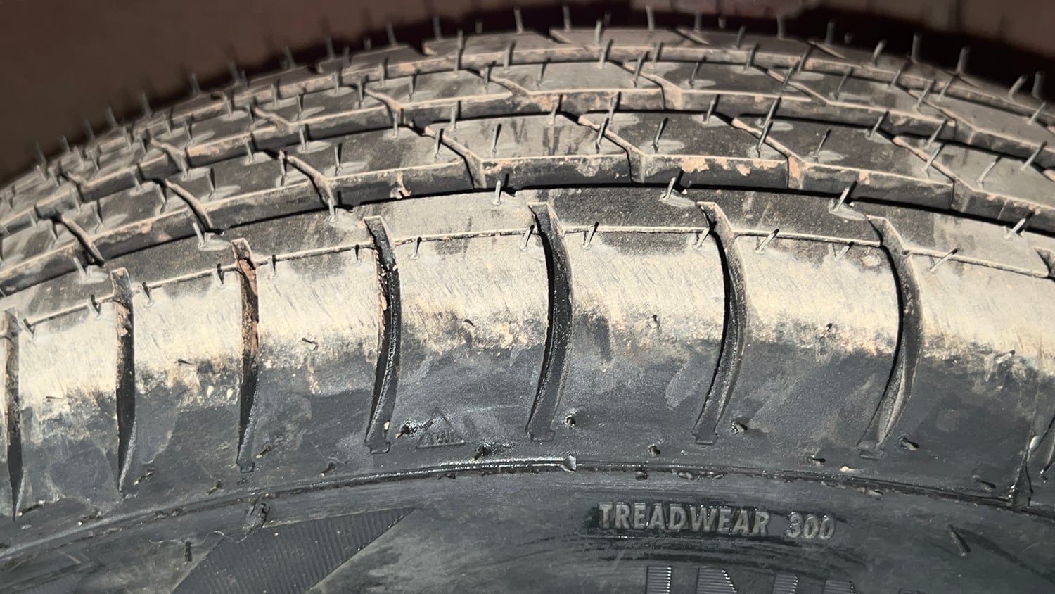 Used 2017 Maruti Suzuki Alto 800 LXi Petrol Manual tyres LEFT FRONT TYRE TREAD VIEW