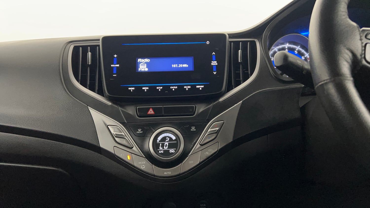Used 2021 Maruti Suzuki Baleno Delta Petrol Manual interior MUSIC SYSTEM & AC CONTROL VIEW