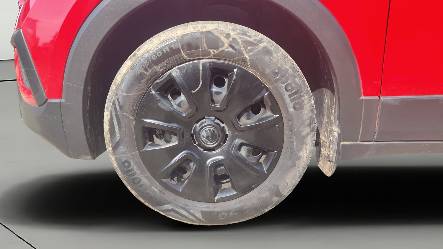 Used 2022 Skoda Kushaq Active 1.0 TSI MT Petrol Manual tyres LEFT FRONT TYRE RIM VIEW