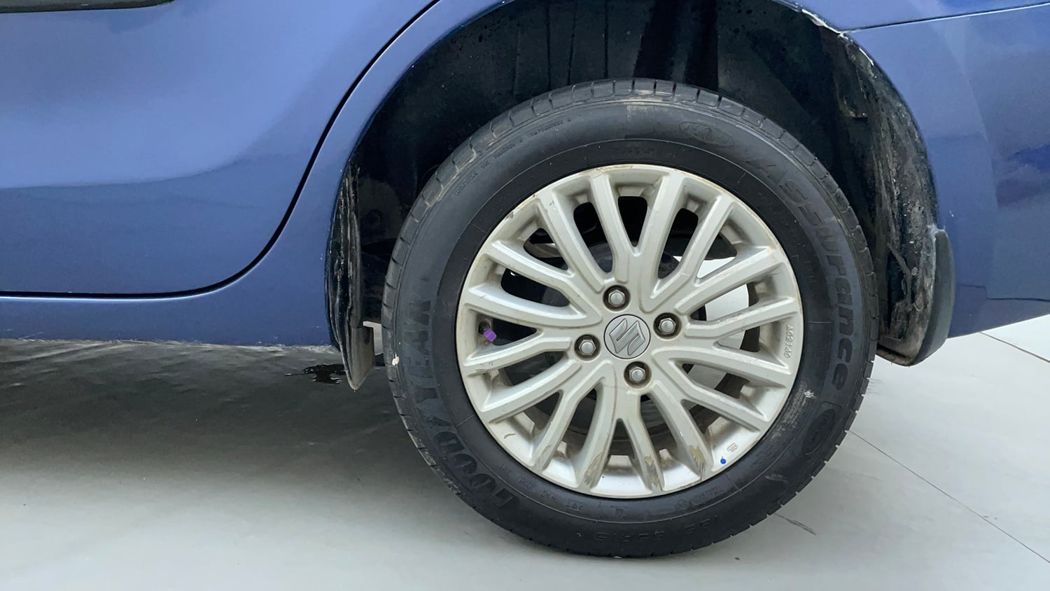 Used 2017 Maruti Suzuki Dzire ZXi AMT Petrol Automatic tyres LEFT REAR TYRE RIM VIEW