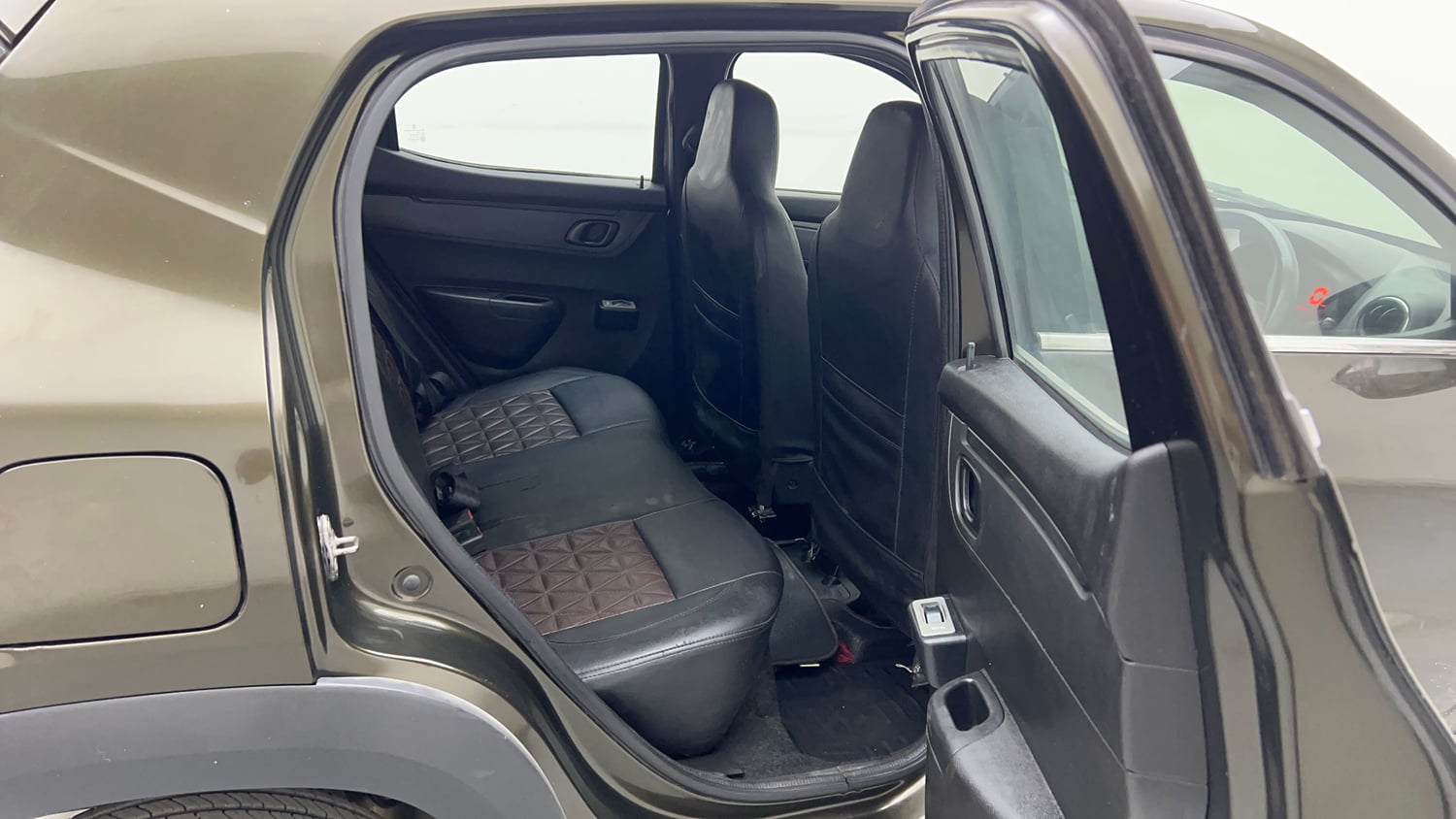 Used 2017 Renault Kwid 1.0 RXT AMT Opt Petrol Automatic interior RIGHT SIDE REAR DOOR CABIN VIEW