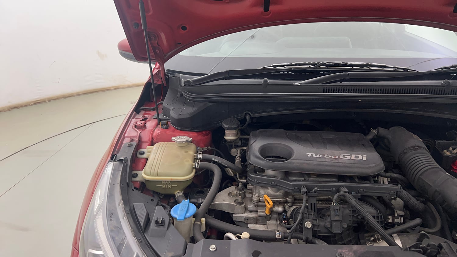 Used 2020 Hyundai New i20 Asta (O) 1.0 Turbo DCT Petrol Automatic engine ENGINE RIGHT SIDE HINGE & APRON VIEW