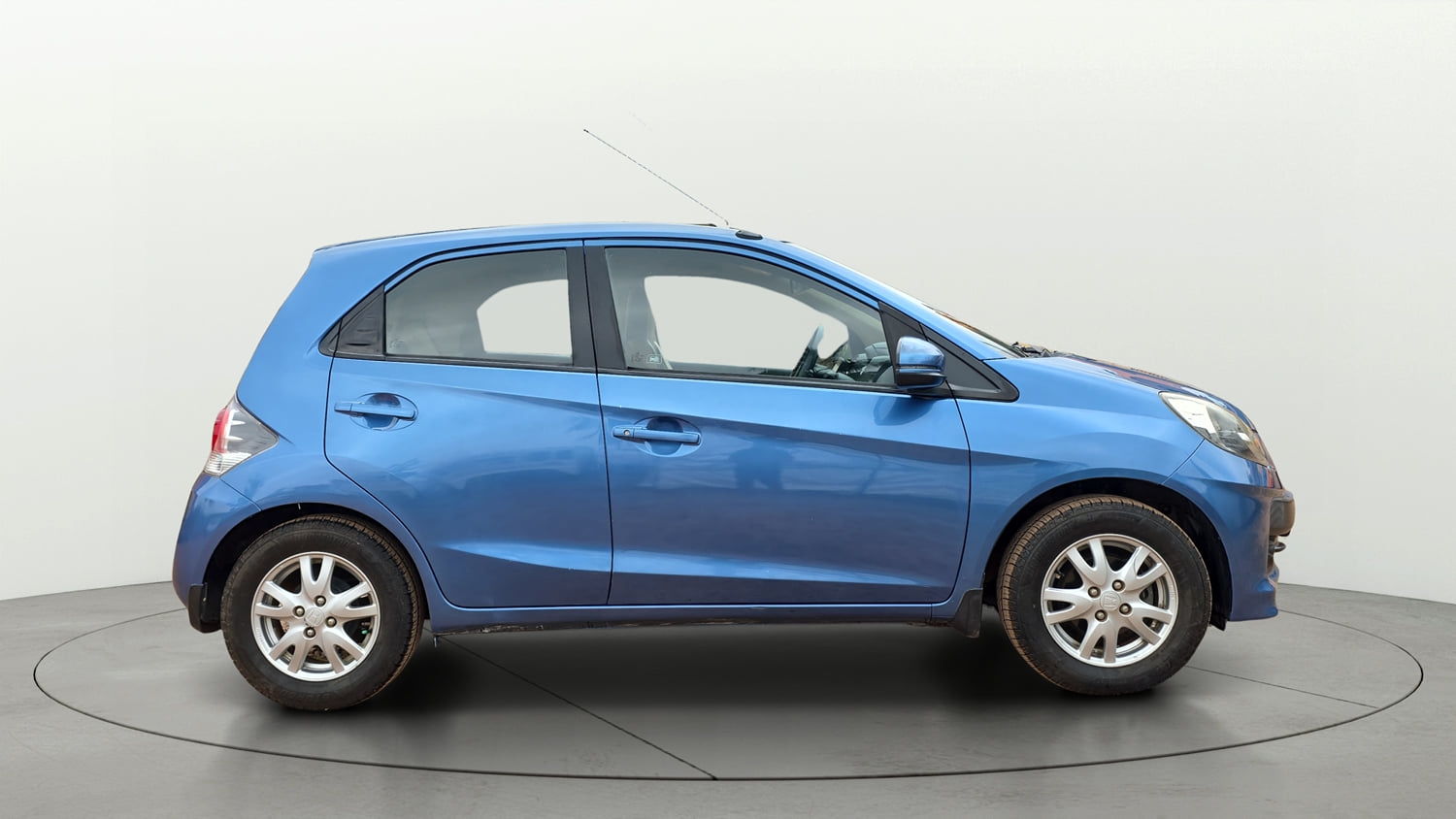 Used 2015 Honda Brio VX AT Petrol Automatic exterior RIGHT SIDE VIEW