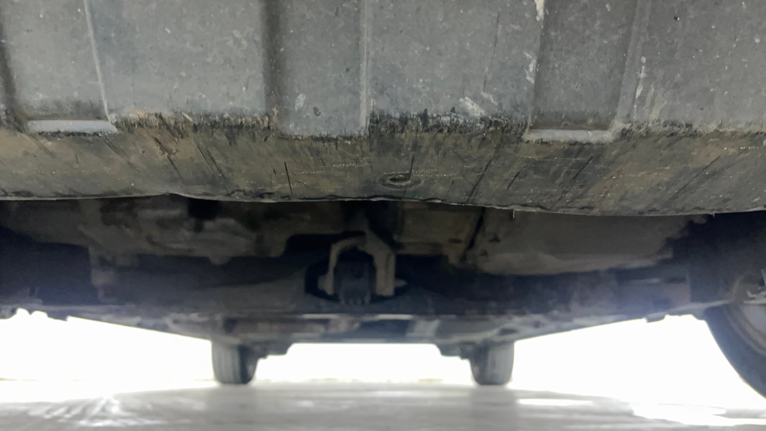 Used 2017 Honda City ZX CVT Petrol Petrol Automatic extra FRONT LEFT UNDERBODY VIEW