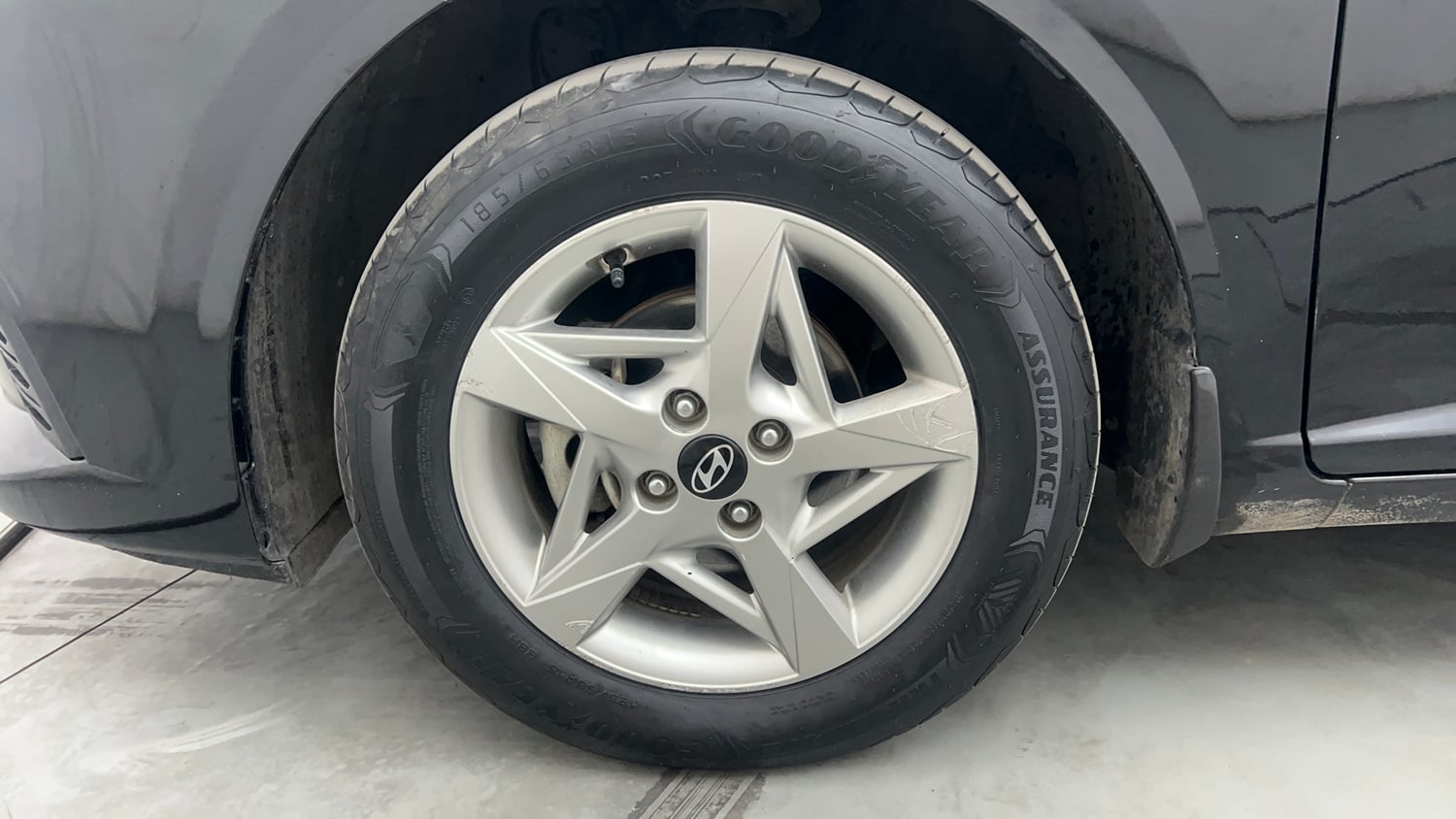 Used 2023 Hyundai Verna S 1.5 Petrol MT Petrol Manual tyres LEFT FRONT TYRE RIM VIEW