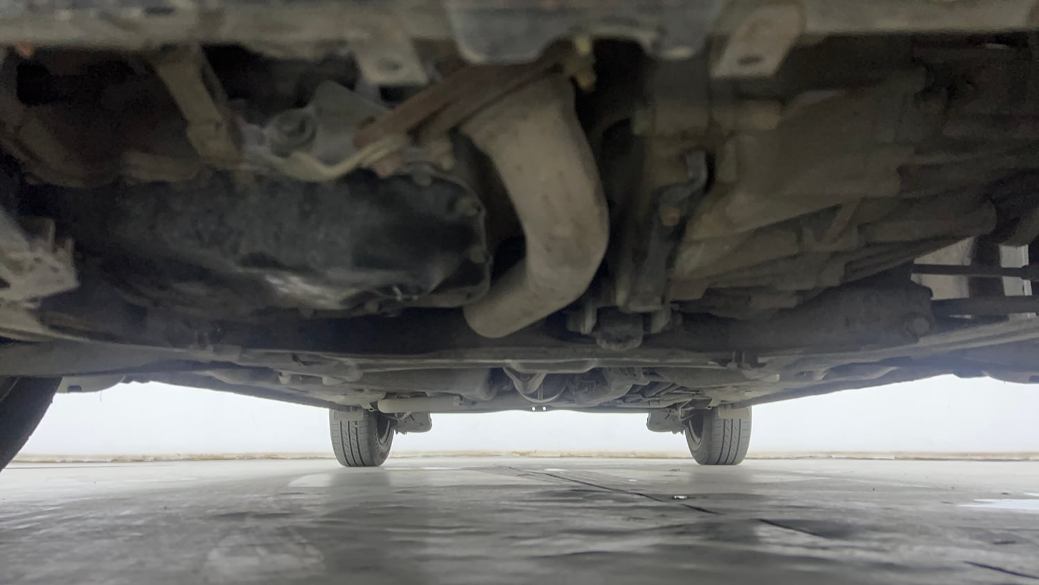 Used 2018 Honda Amaze 1.5 SX i-DTEC Diesel Manual extra FRONT LEFT UNDERBODY VIEW