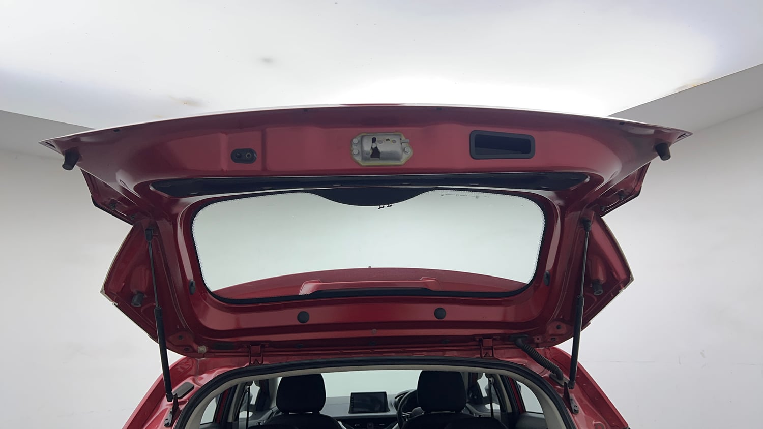 Used 2019 Tata Nexon XMA Diesel Diesel Automatic interior DICKY DOOR OPEN VIEW