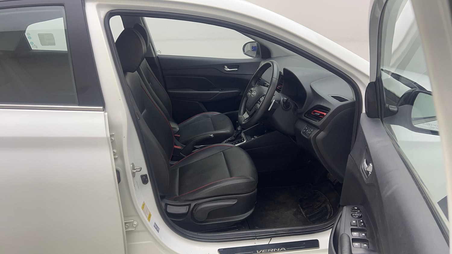 Used 2021 Hyundai Verna SX (O) 1.0 Turbo DCT Petrol Automatic interior RIGHT SIDE FRONT DOOR CABIN VIEW