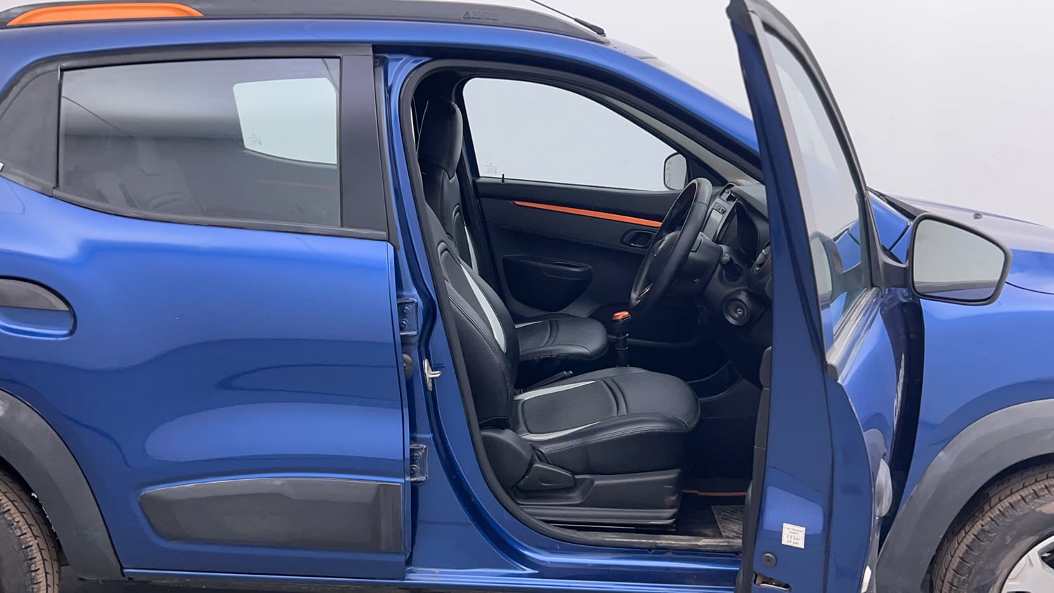 Used 2018 Renault Kwid CLIMBER 1.0 Petrol Manual interior RIGHT SIDE FRONT DOOR CABIN VIEW