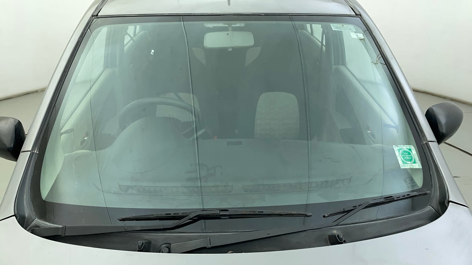 Used 2014 Maruti Suzuki Celerio VXi AMT Petrol Automatic exterior FRONT WINDSHIELD VIEW