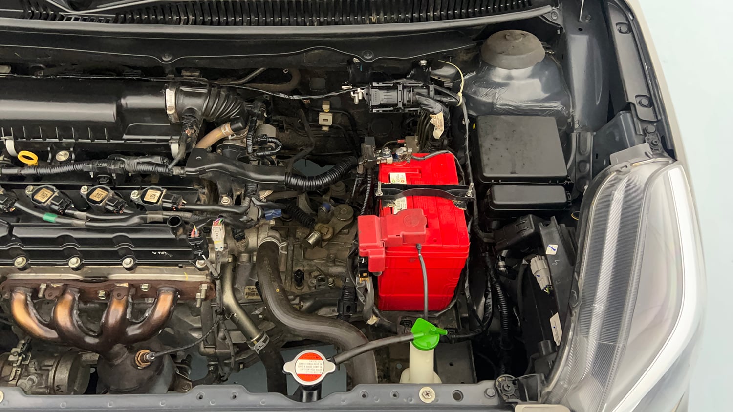Used 2021 Maruti Suzuki Baleno Delta Petrol Manual engine ENGINE LEFT SIDE VIEW