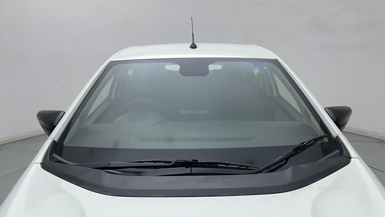 Used 2021 Tata Altroz XT Petrol Petrol Manual exterior FRONT WINDSHIELD VIEW