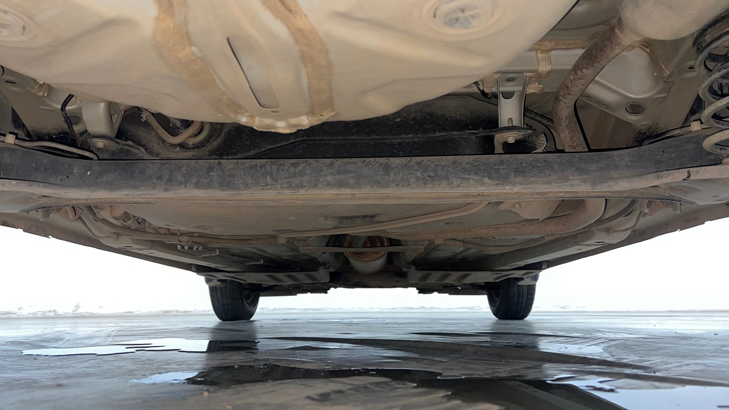Used 2021 Maruti Suzuki Swift VXi Petrol Manual extra REAR UNDERBODY VIEW (TAKEN FROM REAR)