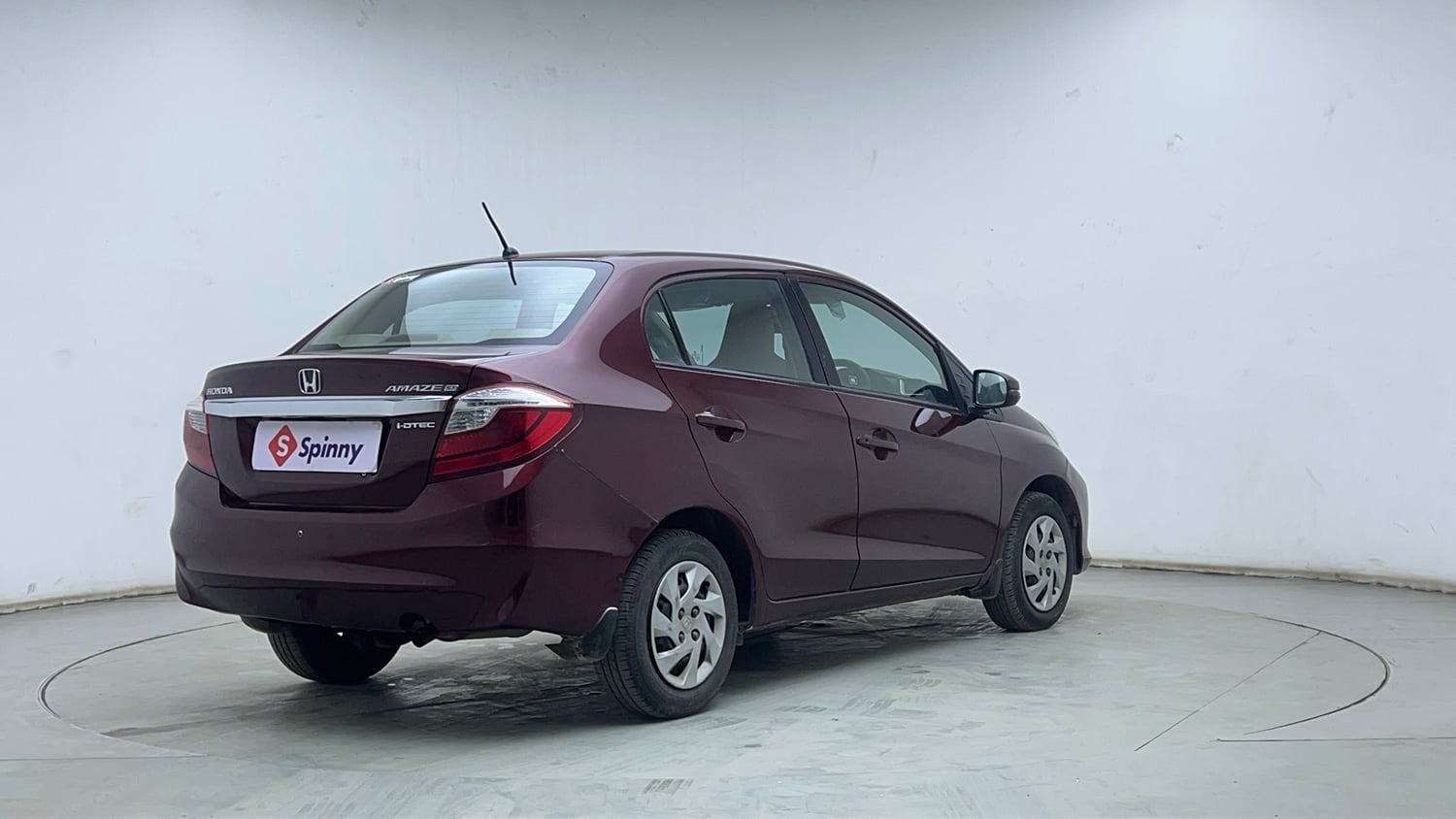 Used 2018 Honda Amaze 1.5 SX i-DTEC Diesel Manual exterior RIGHT REAR CORNER VIEW
