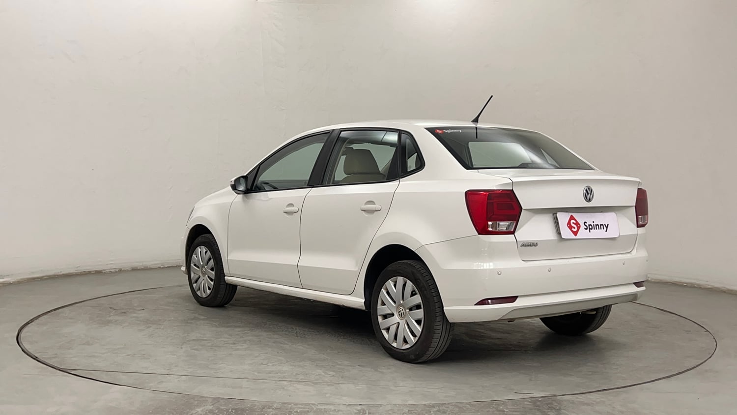 Used 2016 Volkswagen Ameo Comfortline 1.2L (P) Petrol Manual exterior LEFT REAR CORNER VIEW